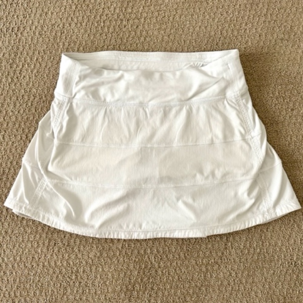 Lululemon Pacesetter tennis skirt - size 4 Tall
